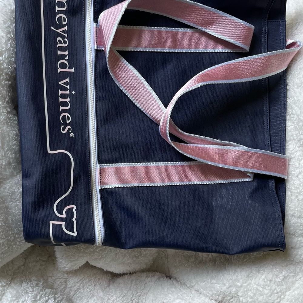 Navy blue Vineyard Vines Tote